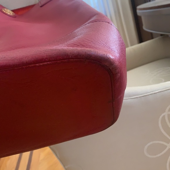 TORY BURCH CHERRY RED MICHELLE TOTE BAG - Picture 3 of 15